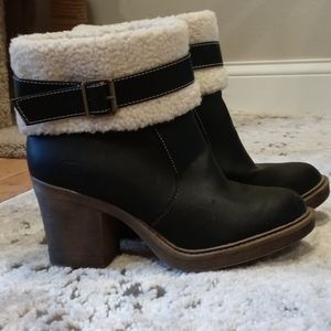 Dirty laundry ankle booties